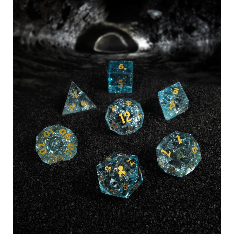 Fragments of Arend Roland Comet Cracked Glass 7PC Glass Dice Set