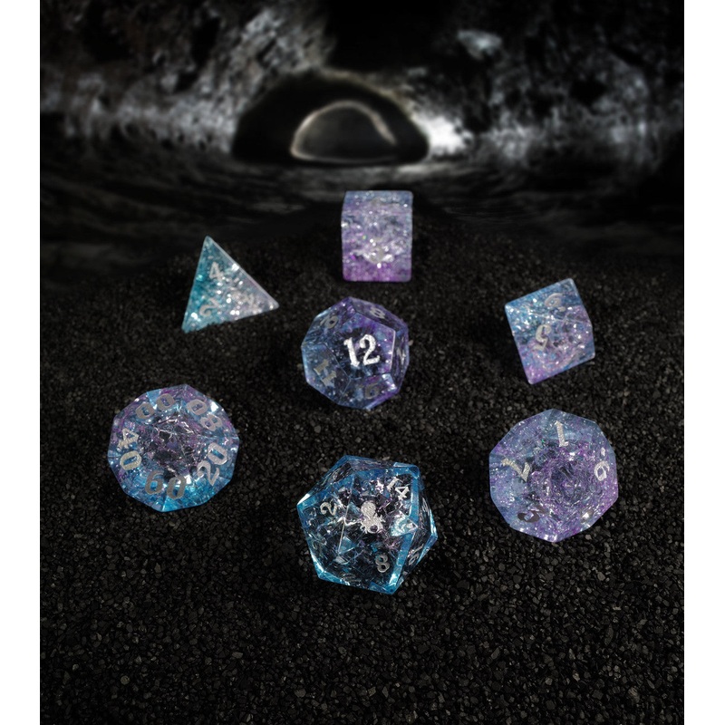 Fragments of Neat Comet Cracked Glass 7PC Glass Dice Set